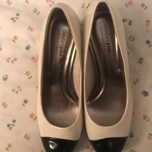 Comfort plus black and white shoe 3 inches heel